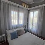 Adriani Apts