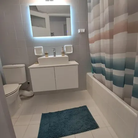 Adriani Apts