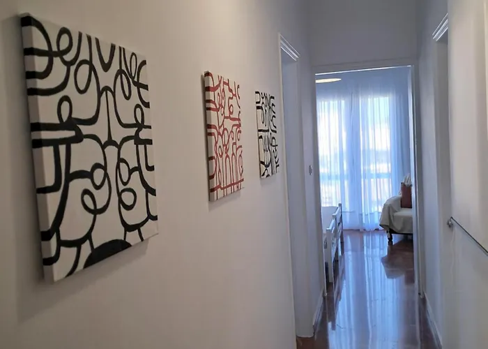 Adriani Apts *